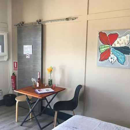 Alojamento de Acomodação e Pequeno-almoço B&B Casa El Cardo Morado