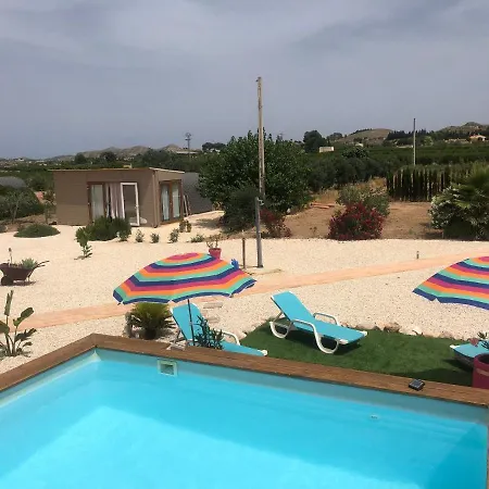 Alojamento de Acomodação e Pequeno-almoço B&B Casa El Cardo Morado